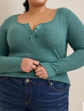 torrid Ribbed Henley Long Sleeve Top - Green size 1X NWT
